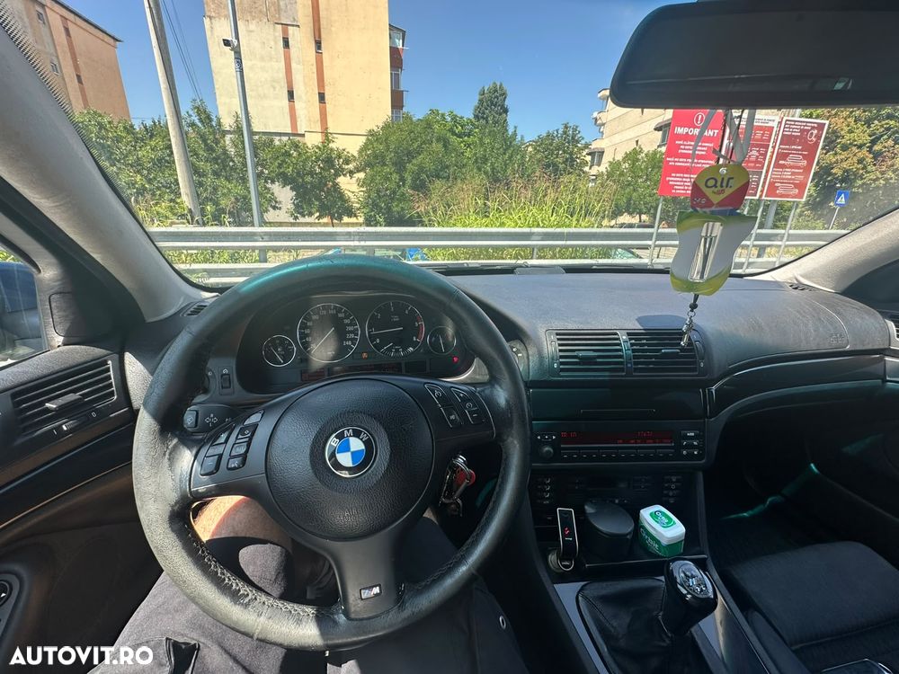BMW Seria 5 520d - 12