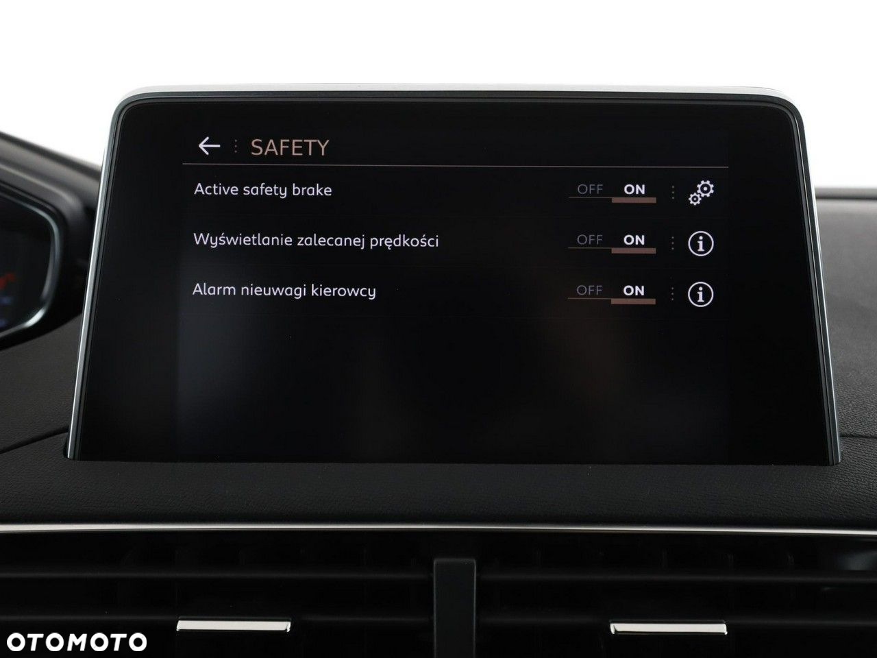Peugeot 5008 1.5 BlueHDi Allure S&S - 29