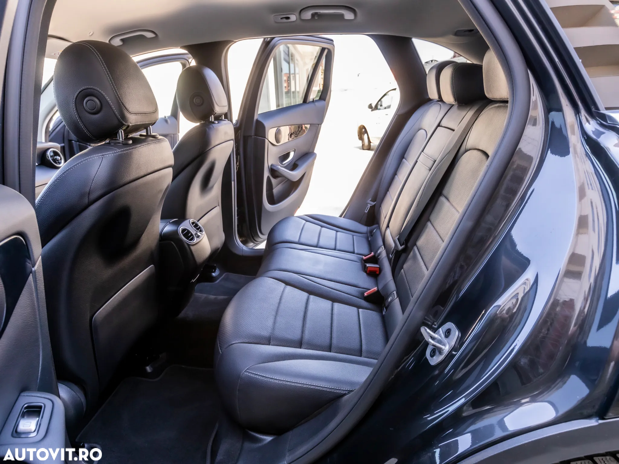 Mercedes-Benz GLC 300 e 4Matic 9G-TRONIC - 14
