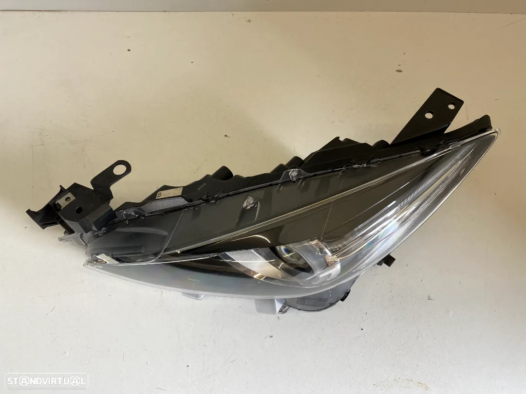 Farol Otica esquerdo Mazda 3 2013-2019 BHR2 51040 - 2