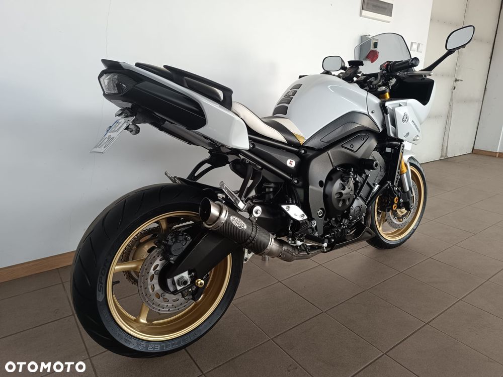 Yamaha FZ8 - 6