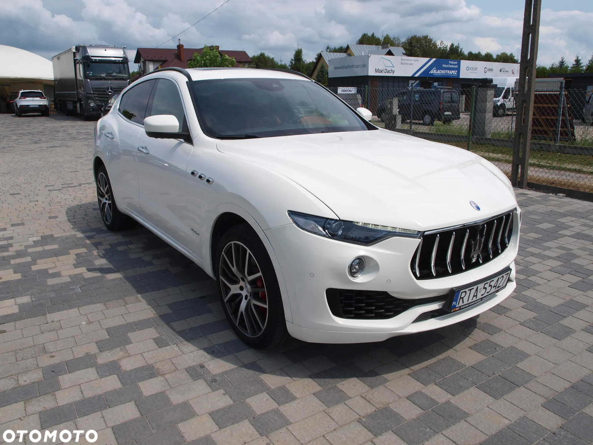 Maserati Levante S Q4 GranSport - 4