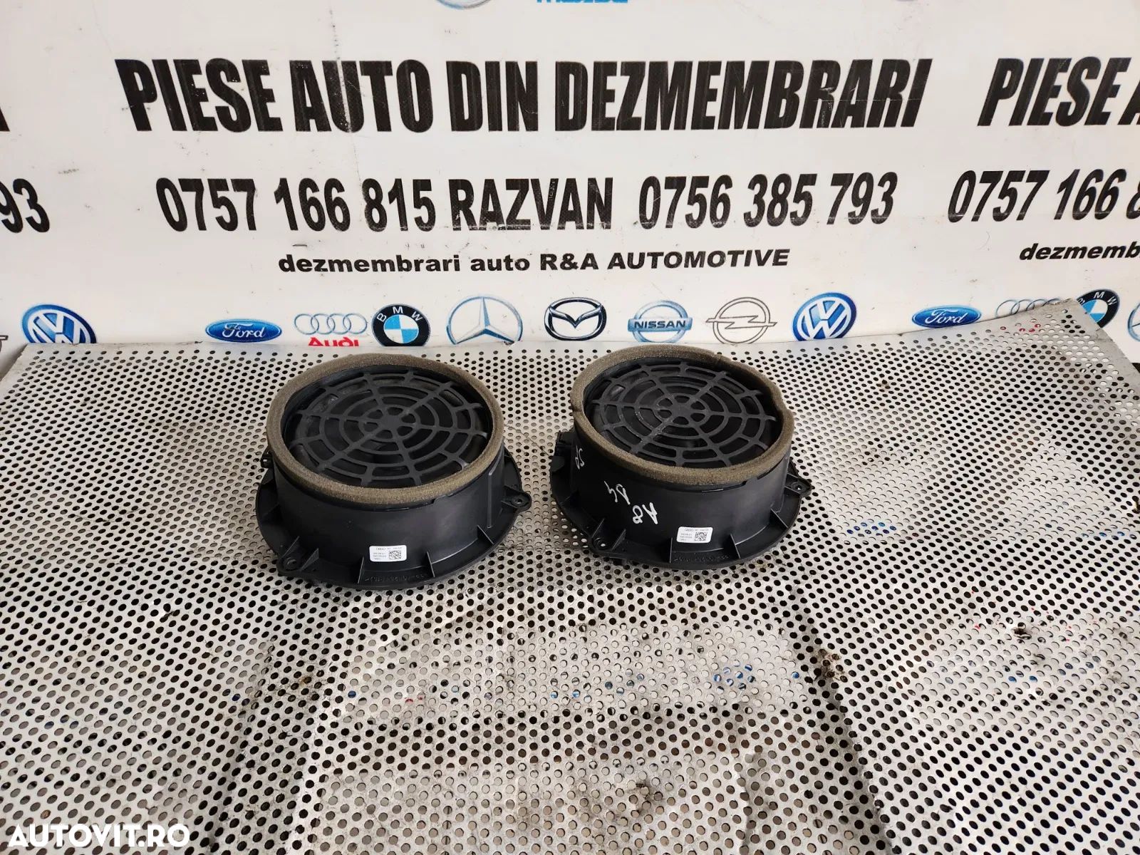 Boxa Difuzor Stanga Dreapta Spate Audi A8 D4 4H An 2010-2011-2012-2013-2014-2015-2016-2017 Motor CLA 3.0 Diesel Euro 5 Quattro Cod 4H0035411 - Dezmembrari Arad - 1