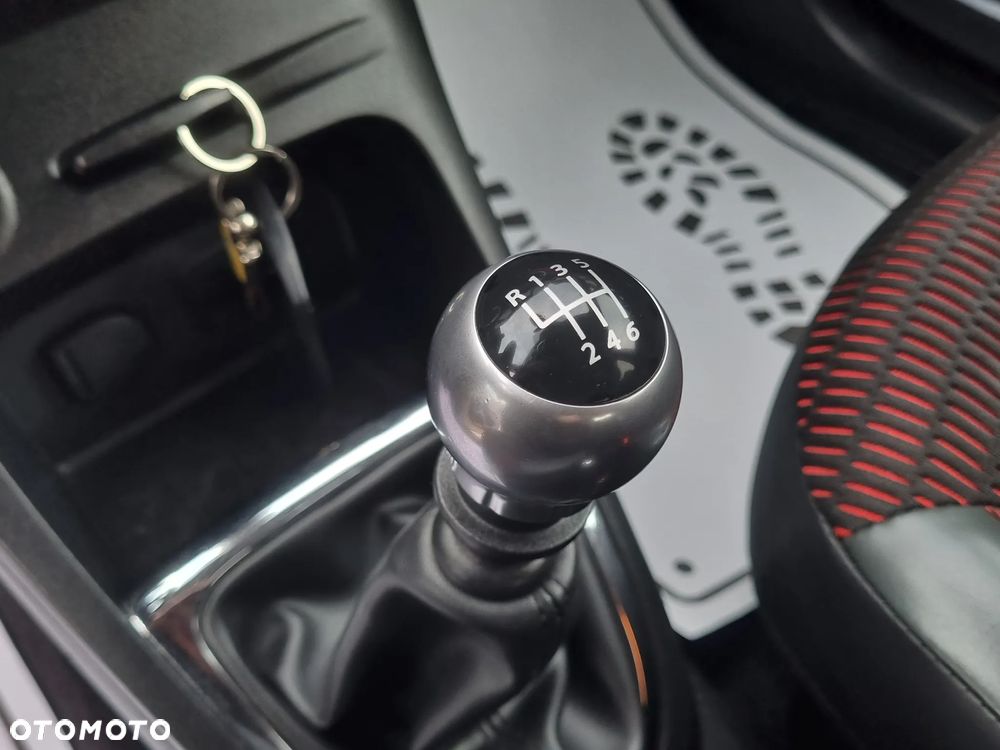 Renault Captur ENERGY dCi 110 Initiale Paris - 16