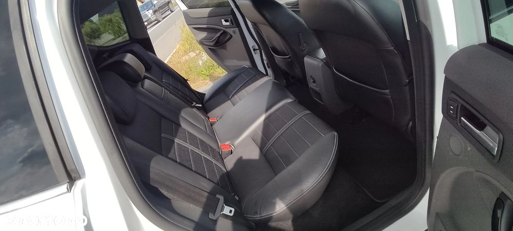 Ford Kuga 2.0 TDCi 4x4 Titanium - 22
