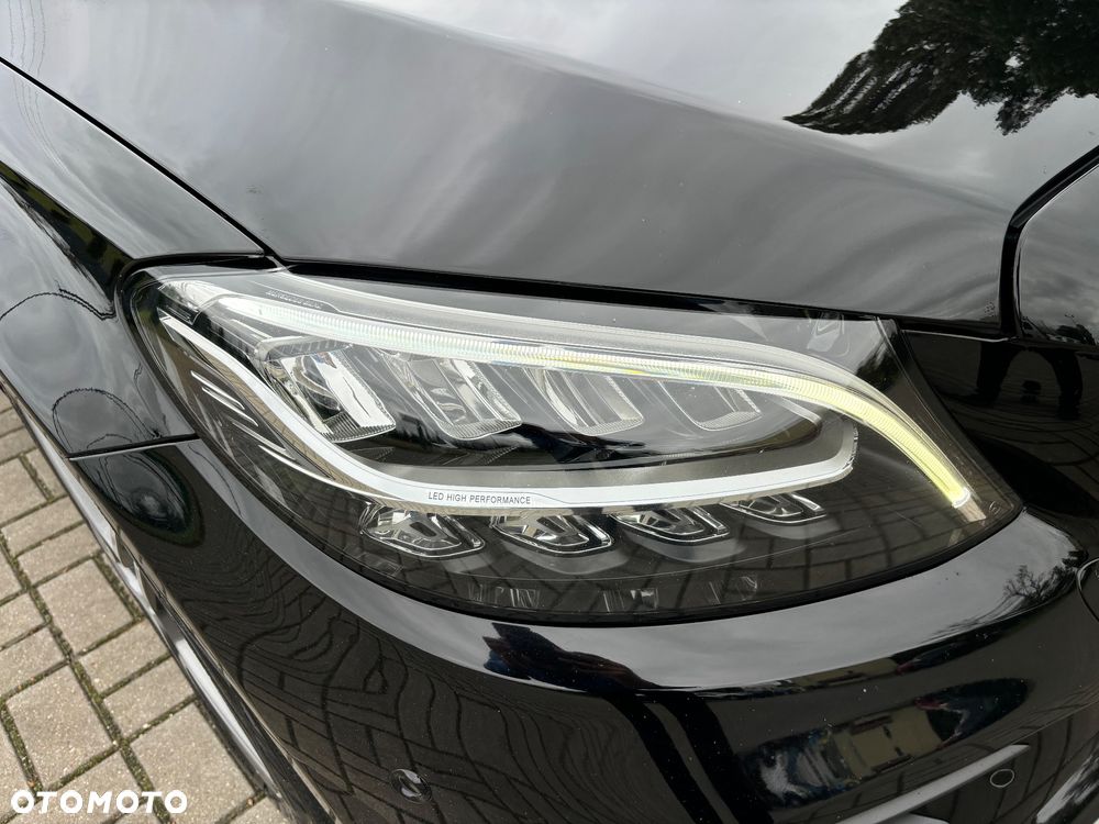 Mercedes-Benz Klasa C 220 d T 9G-TRONIC AMG Line - 11