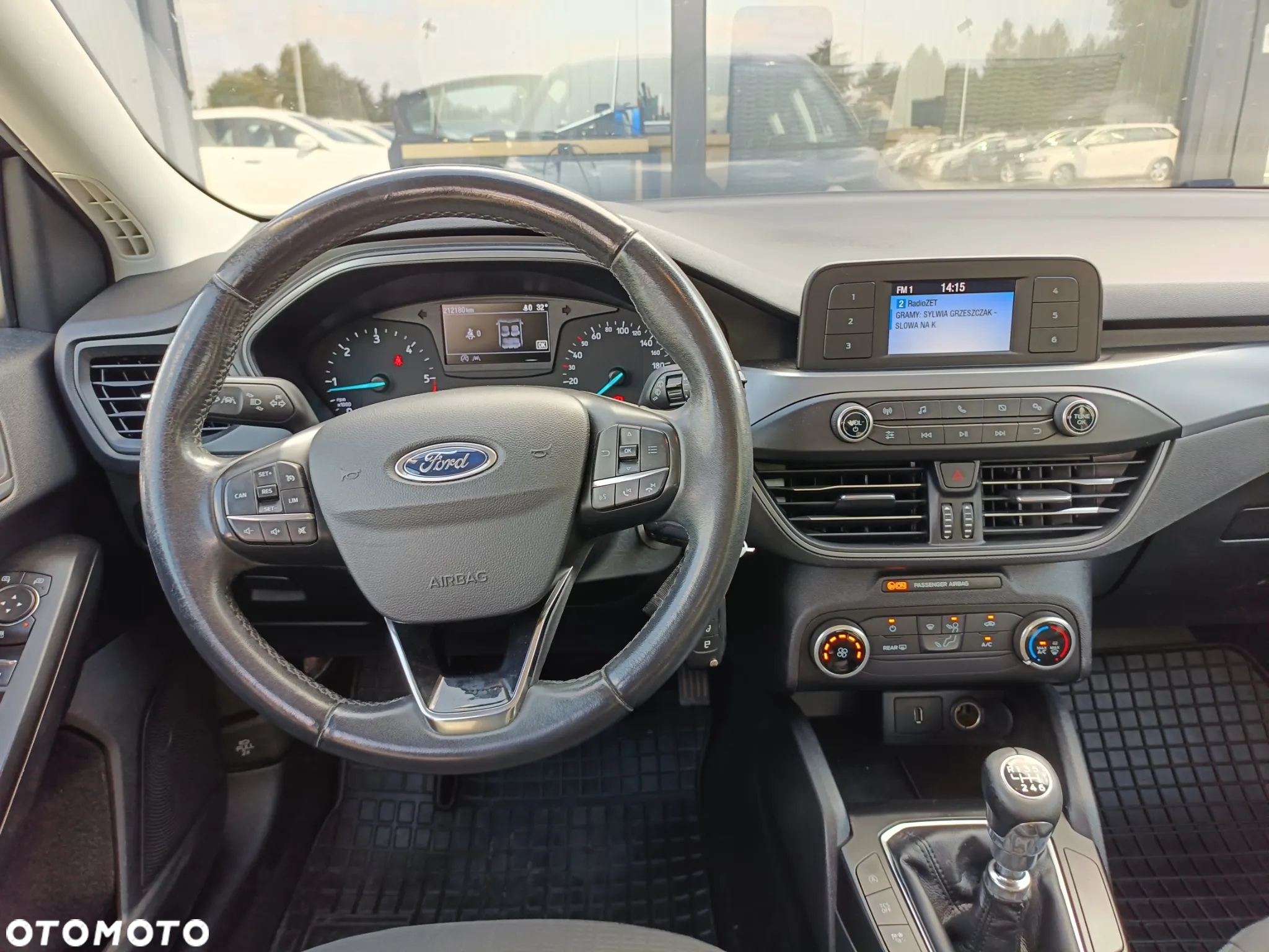 Ford Focus - 14