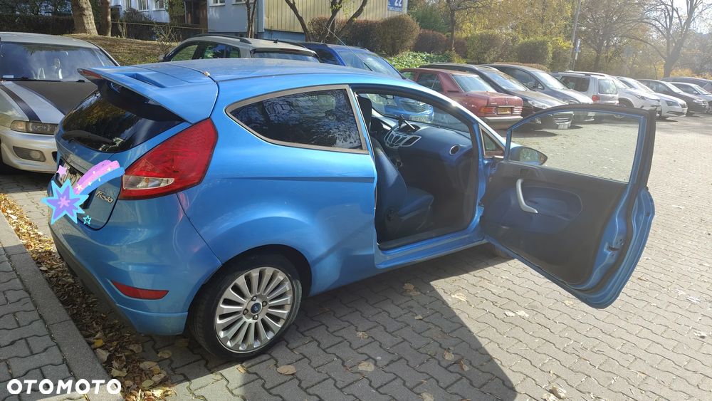Ford Fiesta - 4