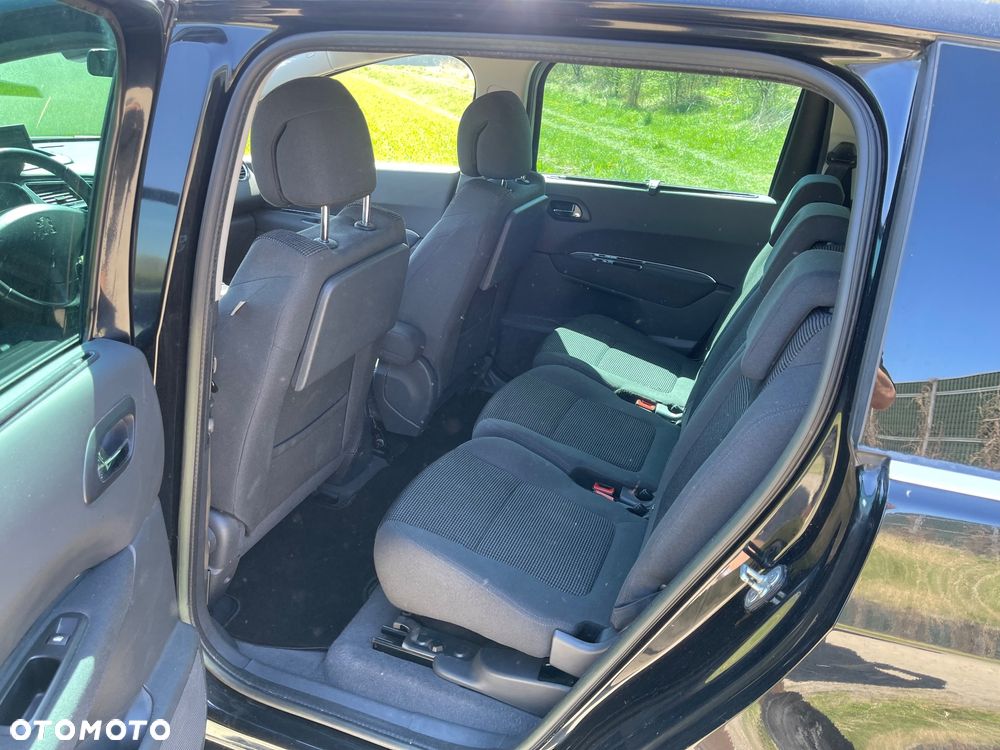 Peugeot 5008 HDI FAP 115 Style - 14