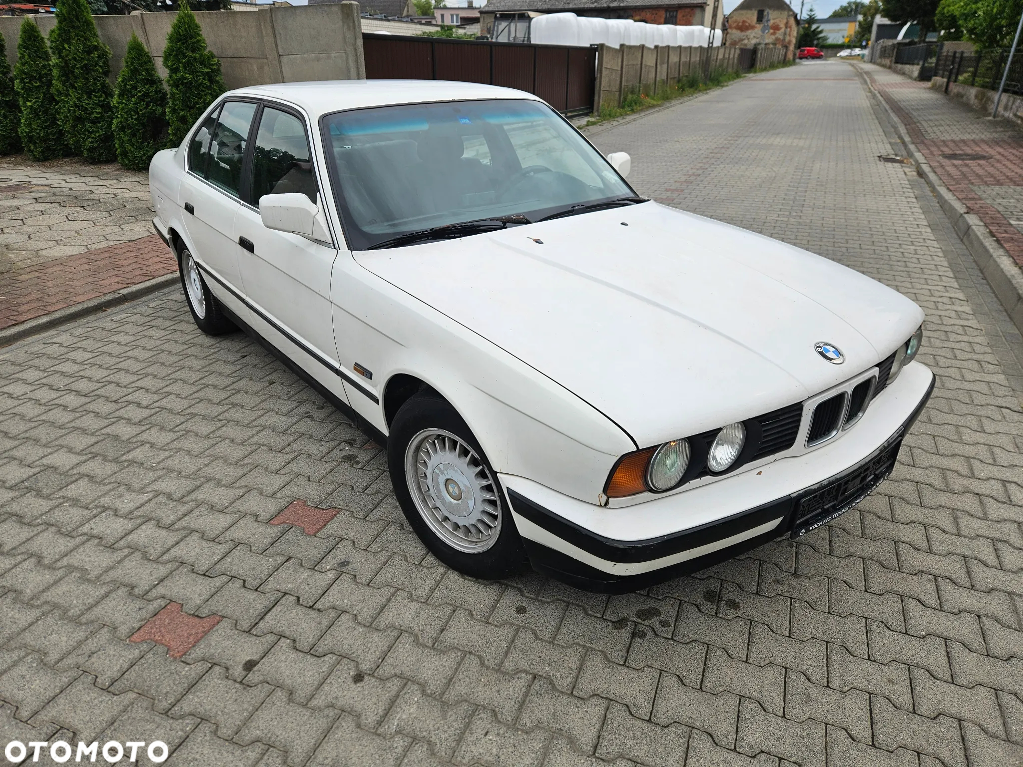 BMW Seria 5 520i - 5