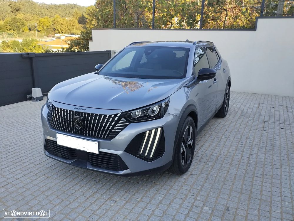 Peugeot 2008 1.2 PureTech Allure - 1