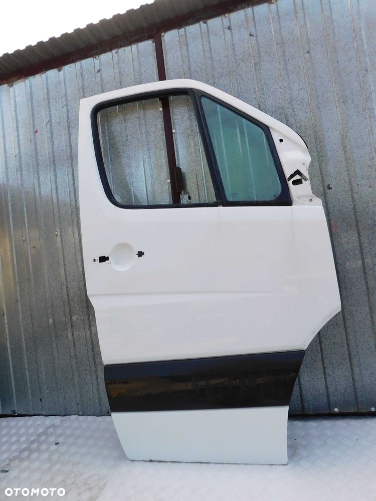 Mercedes Sprinter 906 Crafter drzwi prawe pasażera stan real foto BIAŁE - 2