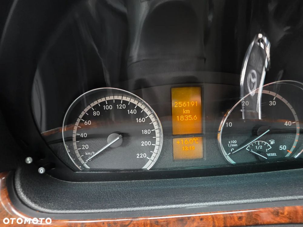 Mercedes-Benz Viano 3.0 CDI lang Automatik X-CLUSIVE DPF - 7