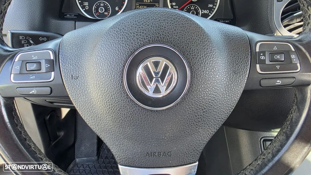 VW Tiguan 2.0 TDi Sport BlueMotion - 9