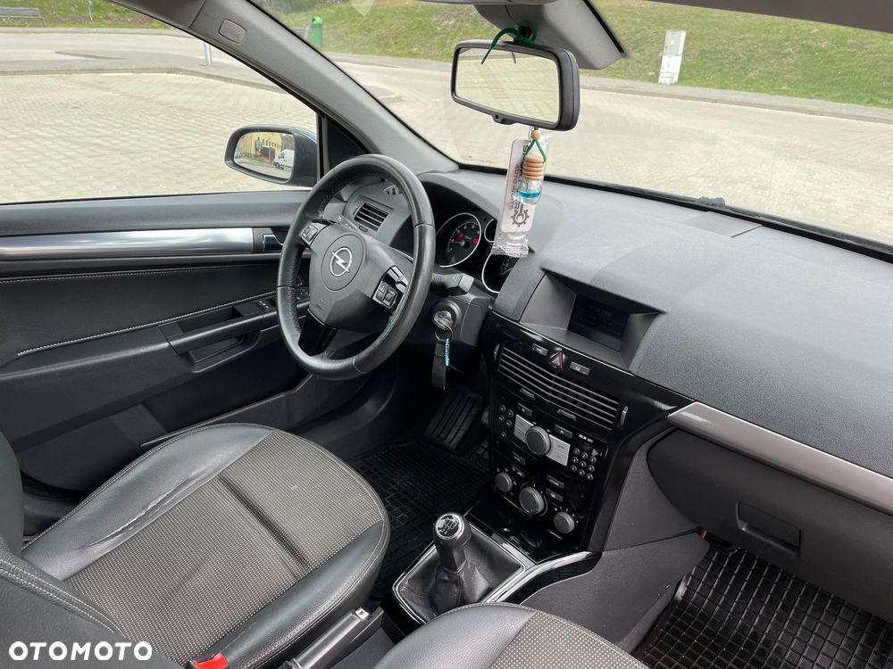 Opel Astra 1.8 Selection - 24
