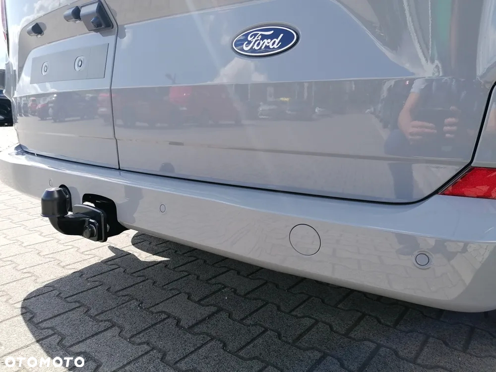 Ford CUSTOM VAN LIMITED - 15