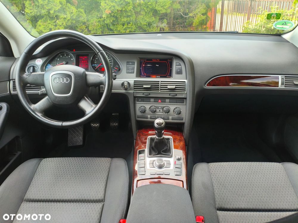 Audi A6 Limousine 2.4 - 5