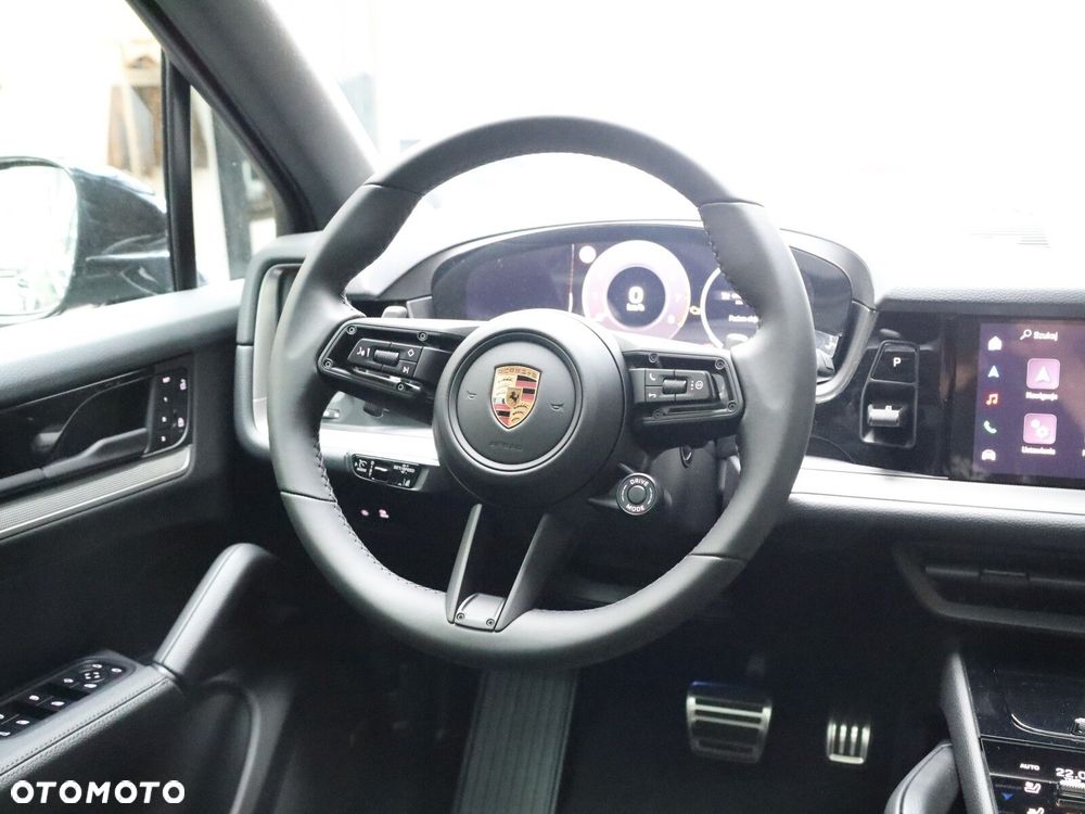 Porsche Cayenne - 15