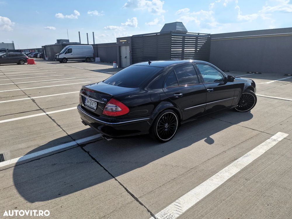 Mercedes-Benz E 320 CDI 7G-TRONIC Avantgarde - 17