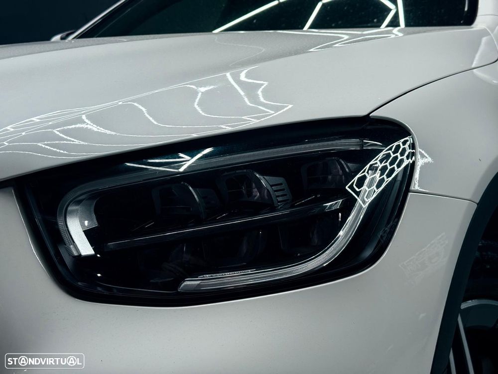 Mercedes-Benz GLC 300 de 4Matic 9G-TRONIC AMG Line - 4