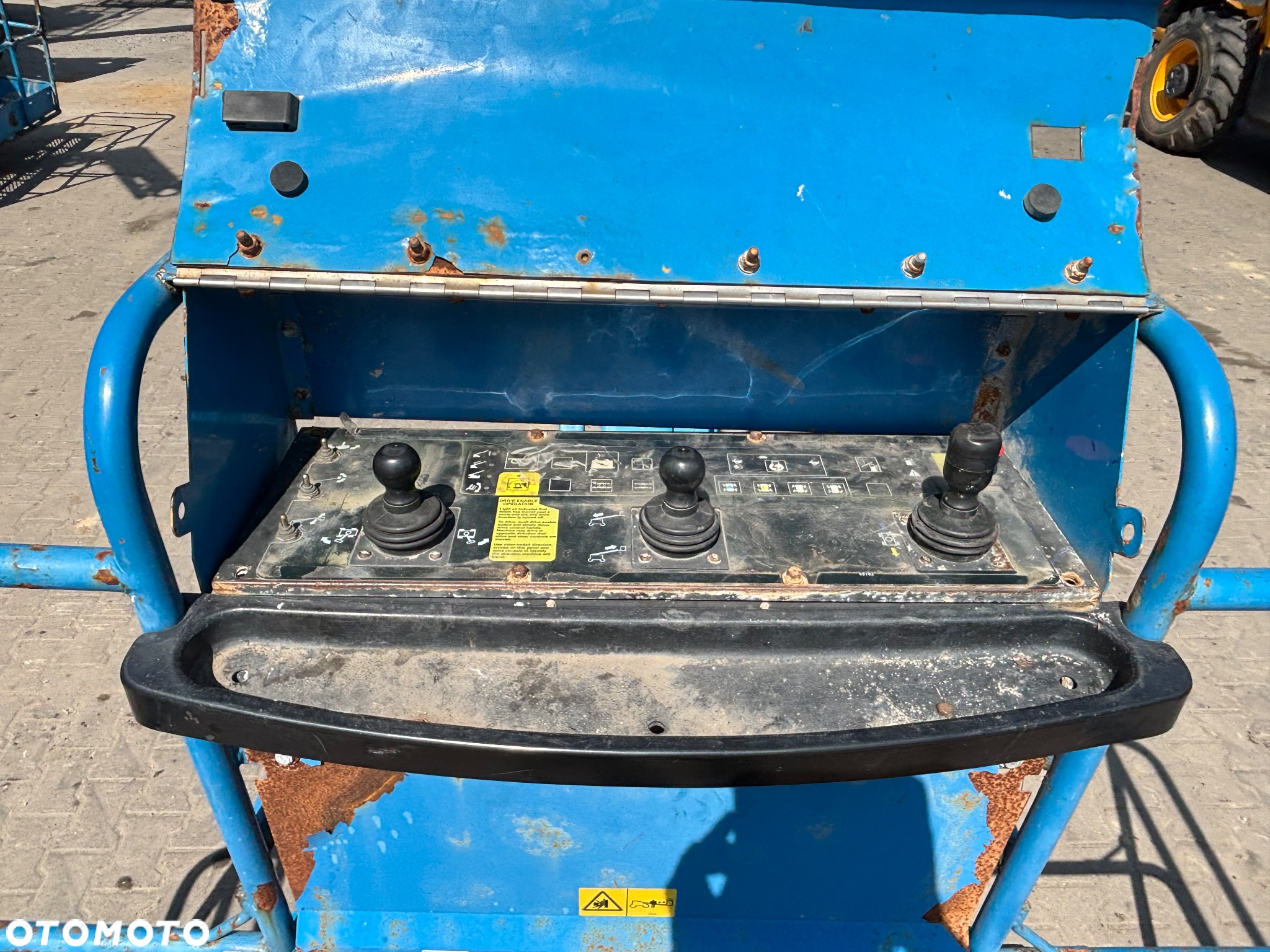 Genie S-105 - 11