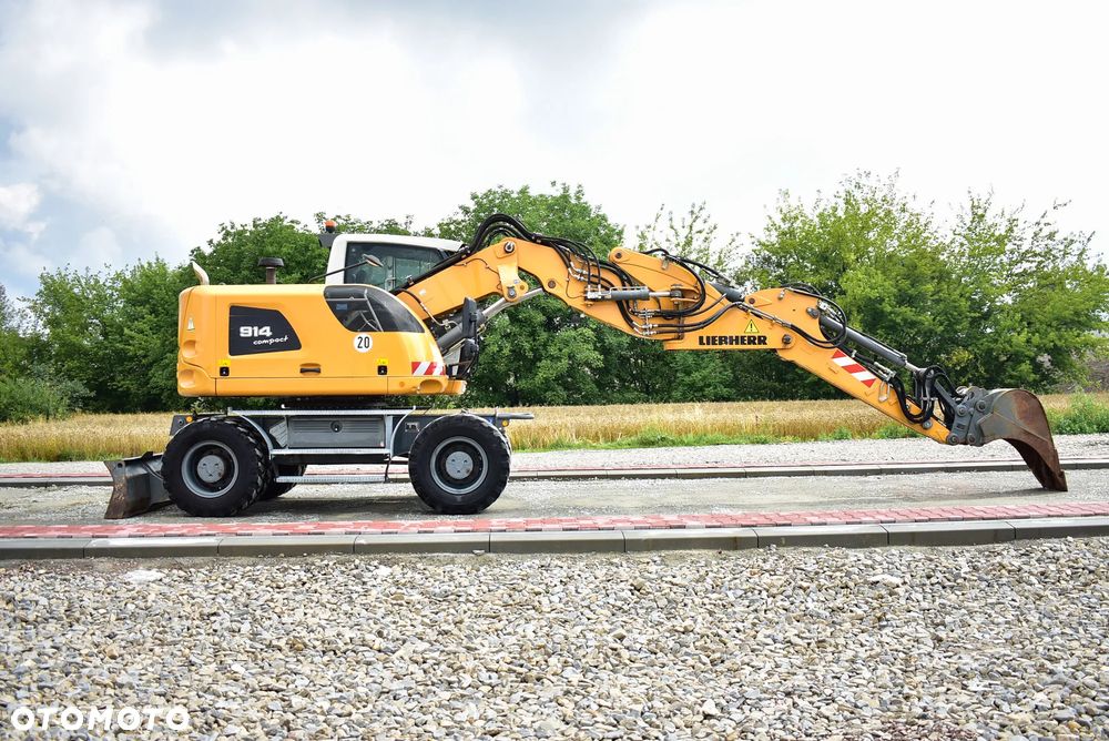 Liebherr A 914 Compact /16.5T. / Ramię 3x łamane/ Bez AdBlue/ Kamera/ Sprowadzona z Niemiec/ Stan wzorowy ! - 12