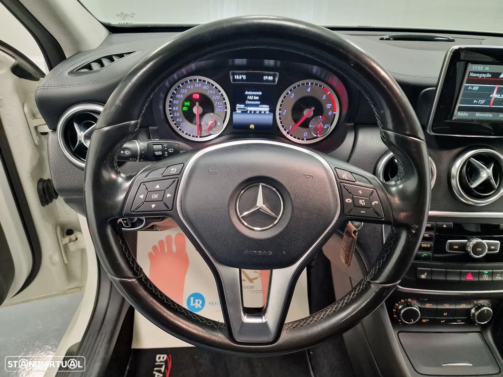 Mercedes-Benz A 180 CDI BE AMG Line - 49
