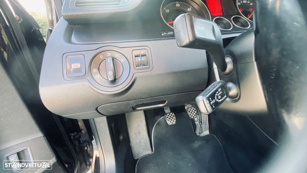 VW Passat Variant 1.9 TDi Trendline - 11