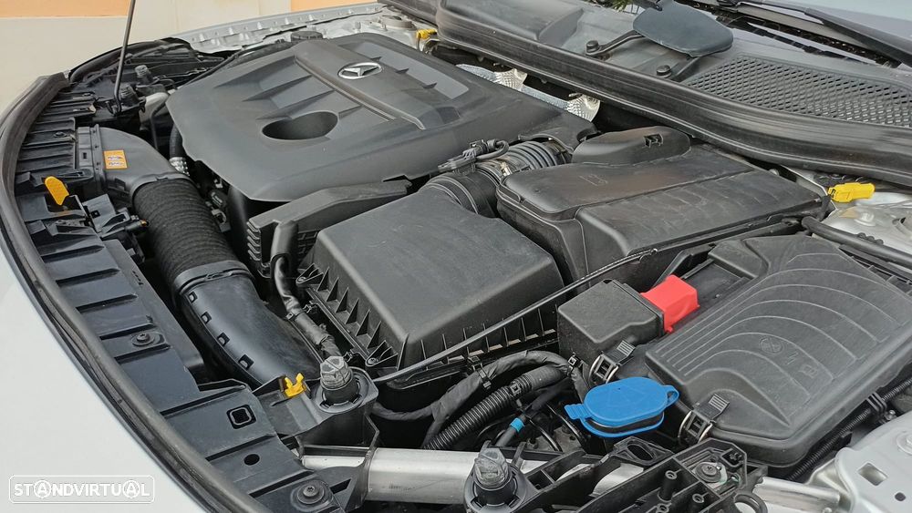 Mercedes-Benz GLA 180 d Urban - 20