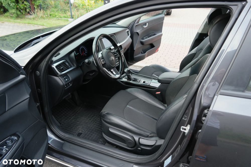 Kia Optima - 19