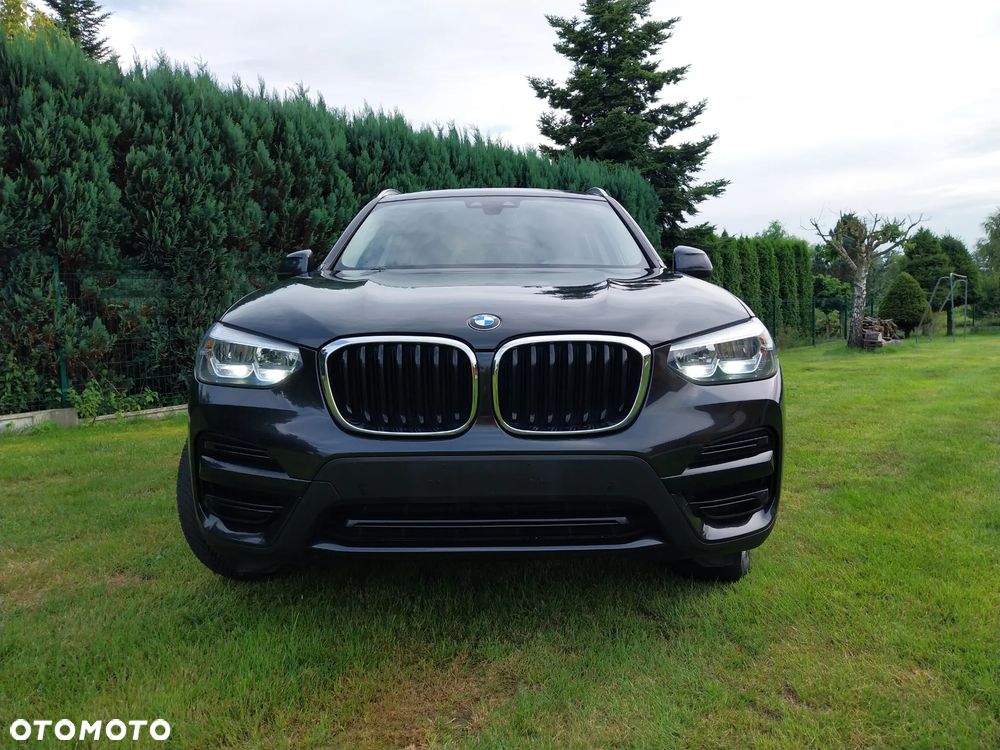 BMW X3 xDrive20d Business Edition - 4