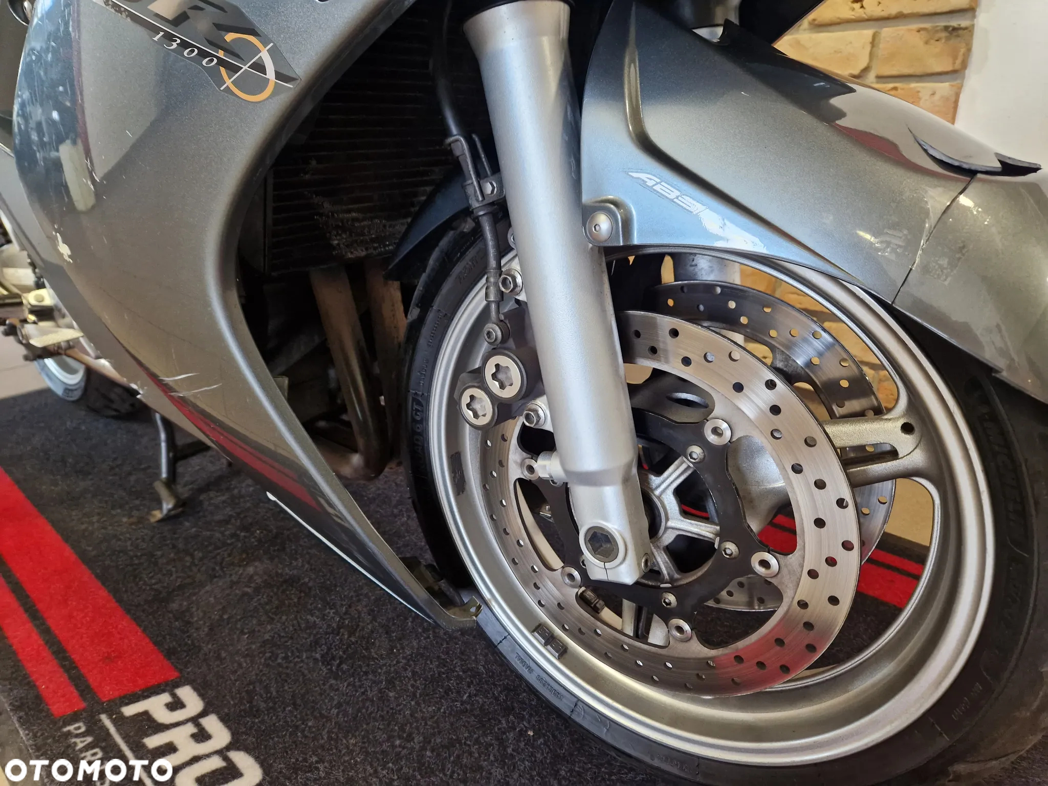Yamaha FJR - 21