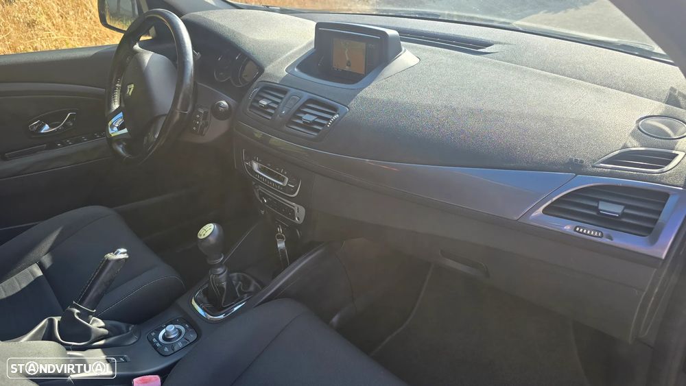 Renault Mégane Sport Tourer 1.5 dCi Limited SS - 15