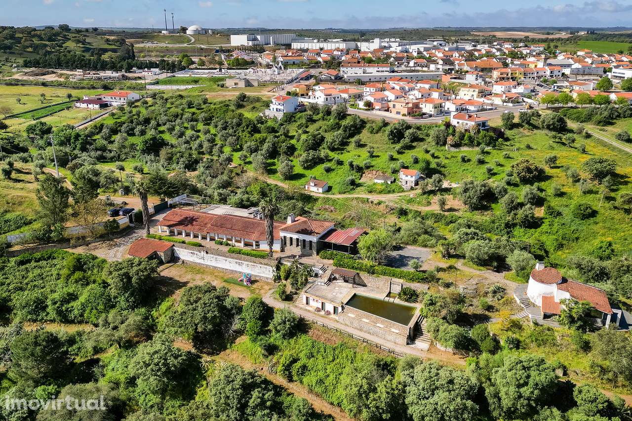 Monte Redondo, Avis - T9 com 3,1 hectares rodeado pela barragem do Mar - Grande imagem: 3/35