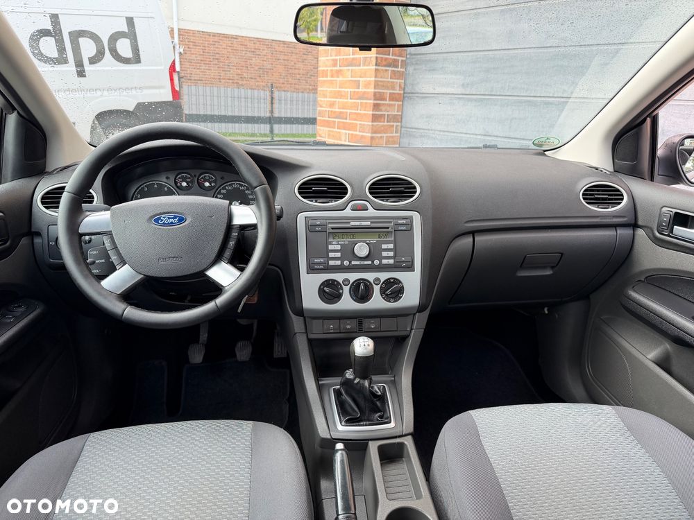 Ford Focus - 16