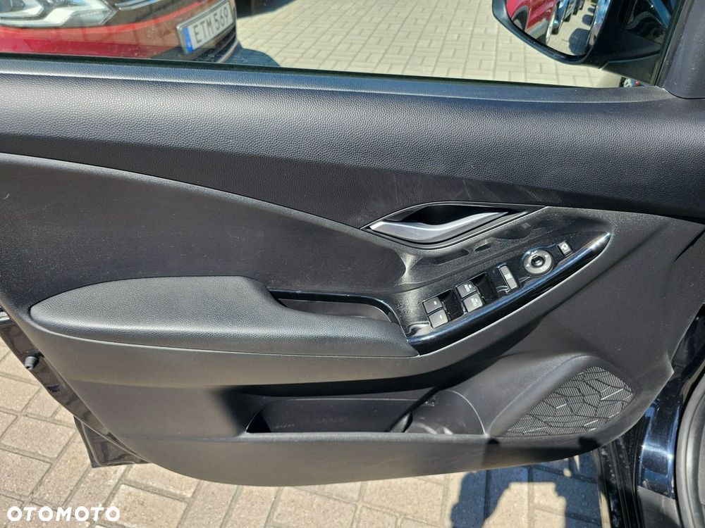 Hyundai ix20 1.4 blue Comfort - 39