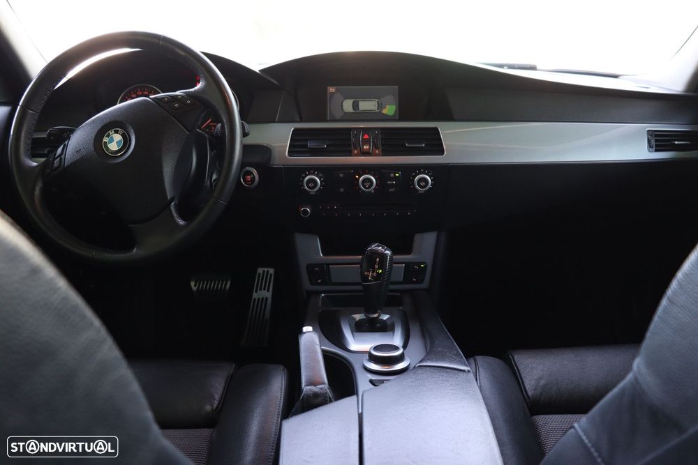 BMW 520 dA Touring Sport - 10