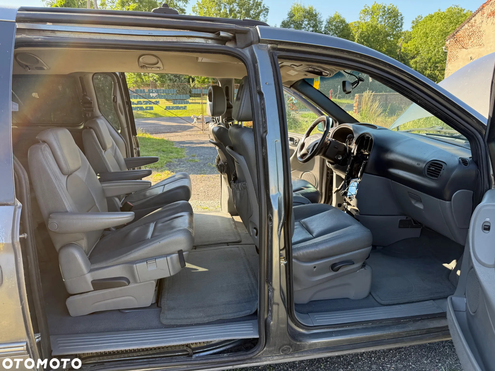 Chrysler Grand Voyager 2.8CRD 150KM|Stow&Go| Skóra|Ele.Drzwi i Klapa|Skóra - 8