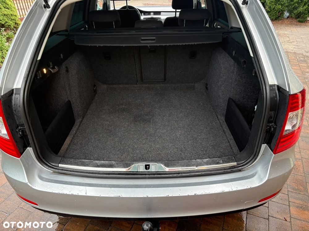 Skoda Superb 2.0 TDI Ambition - 12
