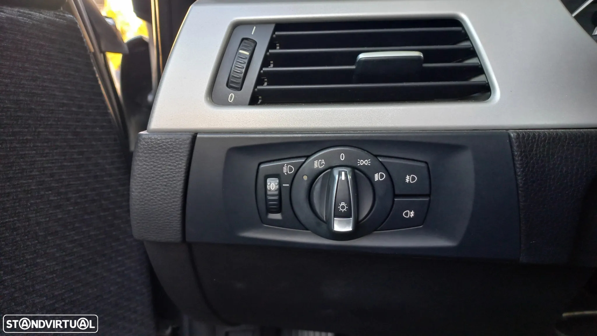 BMW 318 d Touring LifeStyle - 12