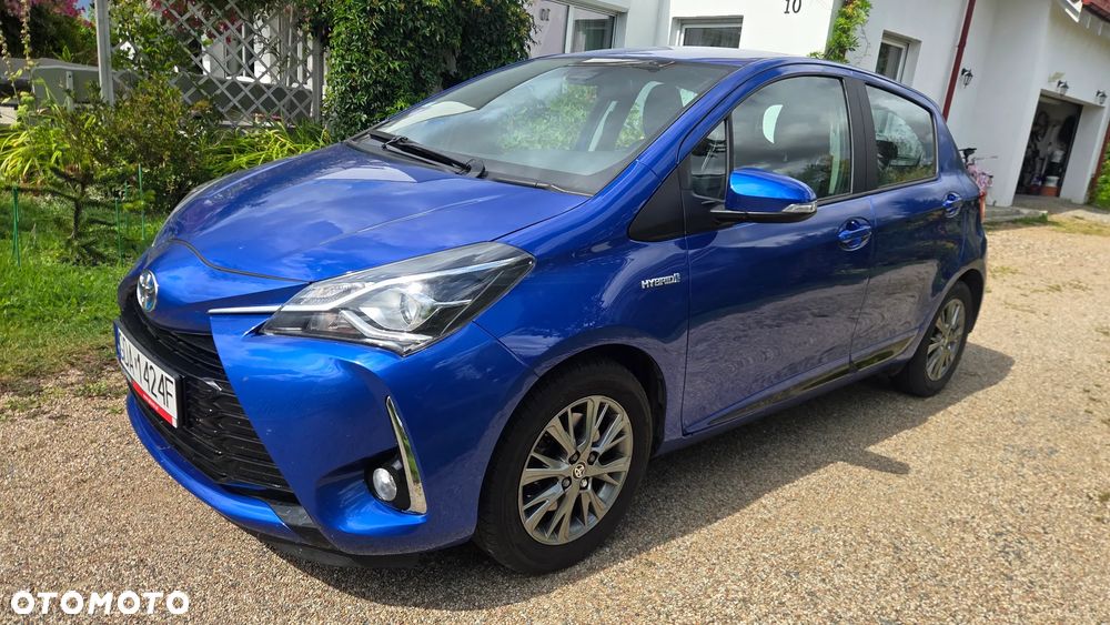 Toyota Yaris Hybrid 100 Premium - 1