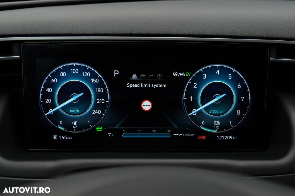 Hyundai Tucson 1.6 T-GDi HEV 2WD Advantage - 24