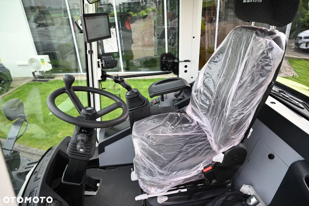 Claas TORION 738 T SINUS Stage V - 16