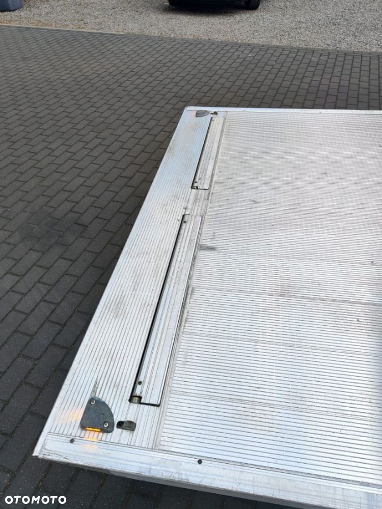 Ford Transit - 24
