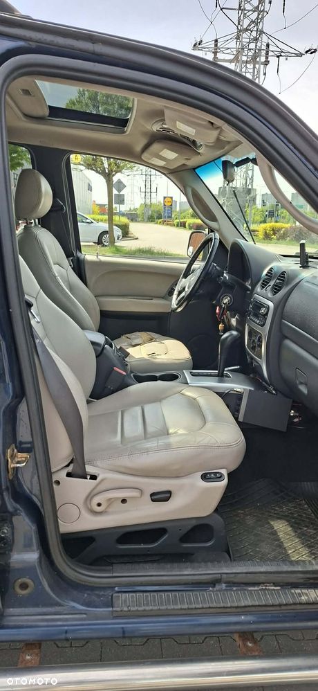 Jeep Liberty 3.7 4x4 - 3