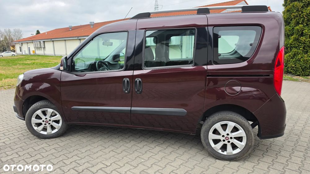 Fiat Doblo 1.4 T-Jet 16V Lounge - 24