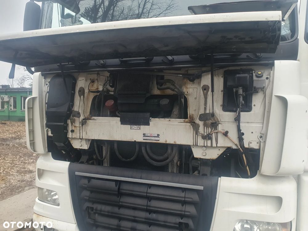 DAF XF - 8