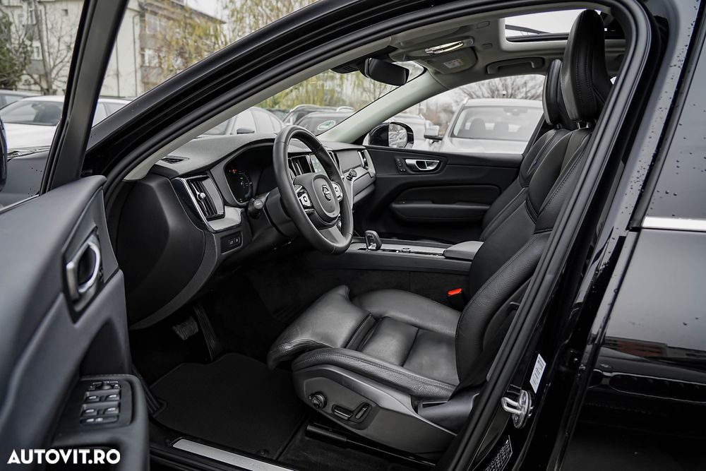 Volvo XC 60 Recharge T6 Twin Engine eAWD Inscription Expression - 19