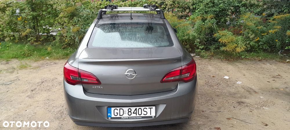 Opel Astra 1.6 EU6 - 5
