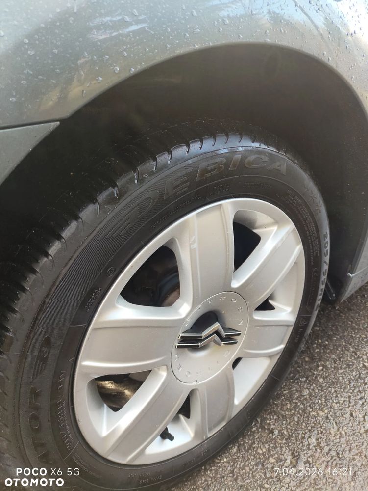 Citroën C4 1.6 HDi Style - 10